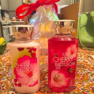 Shower gel & body lotion